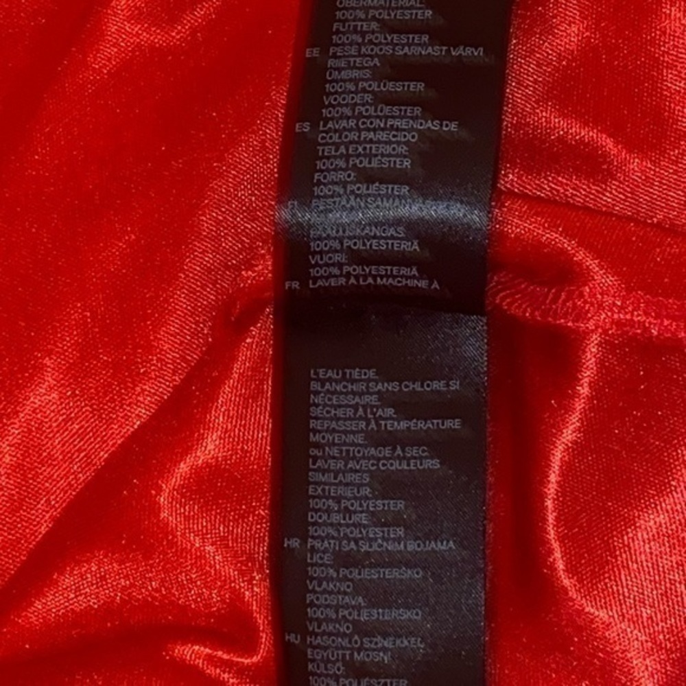 Divided Dress - Picture 11 of 12